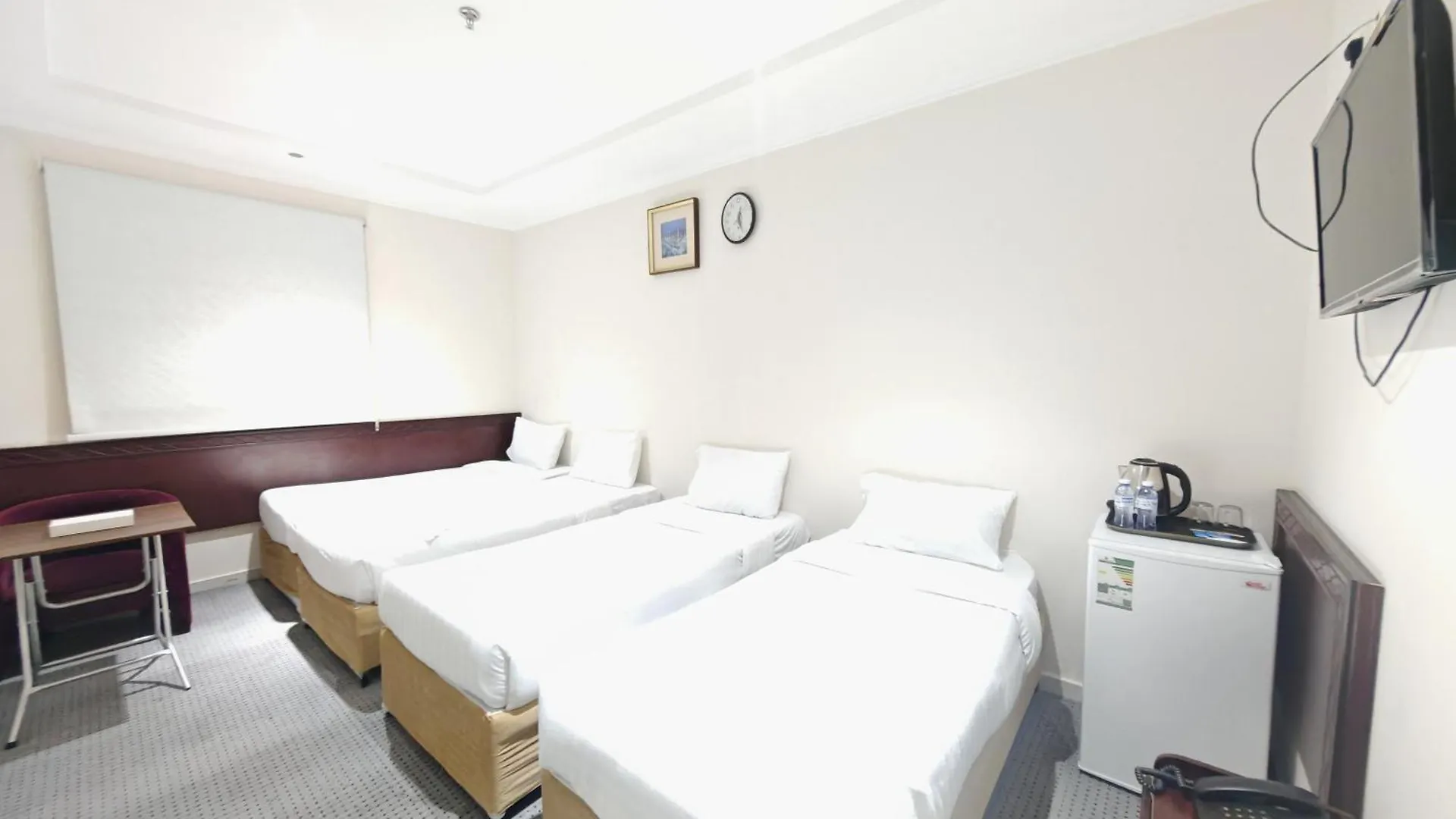 فنـــــــدق الزائـــــــــــــــــريــن 1 Apartment Mecca